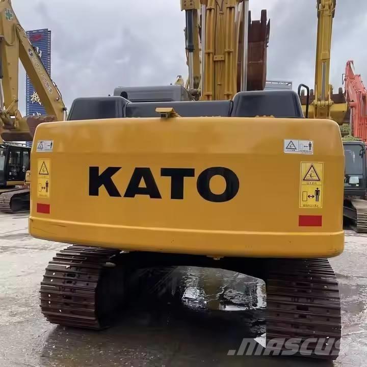 Kato HD 820 Kāpurķēžu ekskavatori