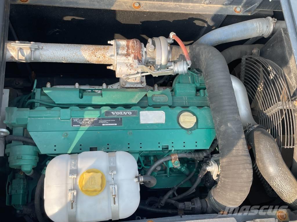 Volvo EC 210 Kāpurķēžu ekskavatori