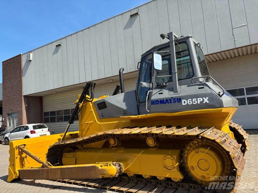 Komatsu D 65 PX-12 Kāpurķēžu buldozeri