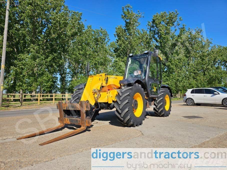 JCB 526-56 Agri Lauksaimniecības pacēlāji