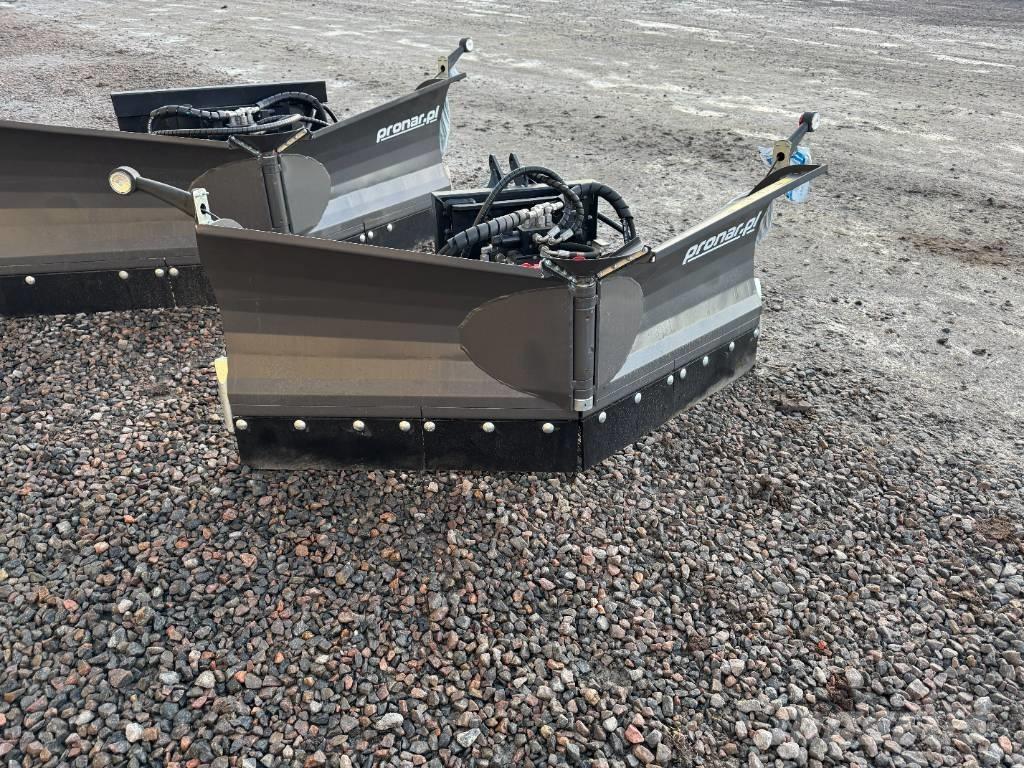 Pronar PUV 1800 M Sniega naži un tīrītāji