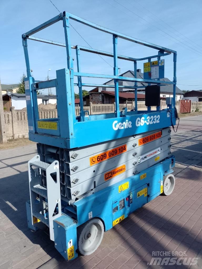 Genie GS-3232 Šķerveida pacēlāji