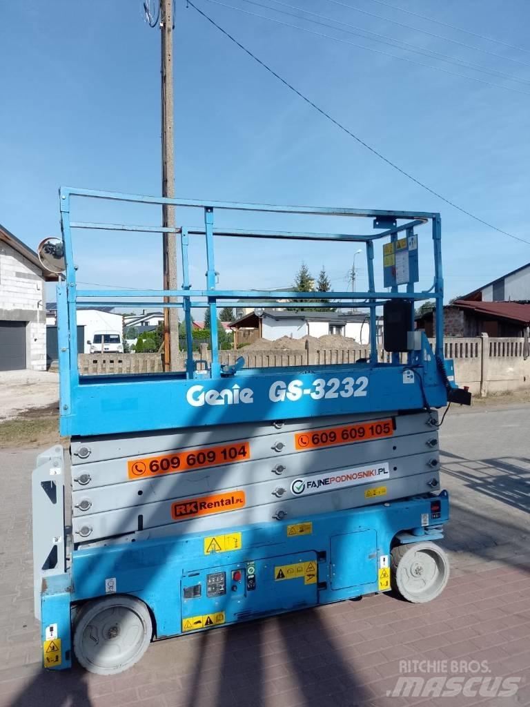 Genie GS-3232 Šķerveida pacēlāji