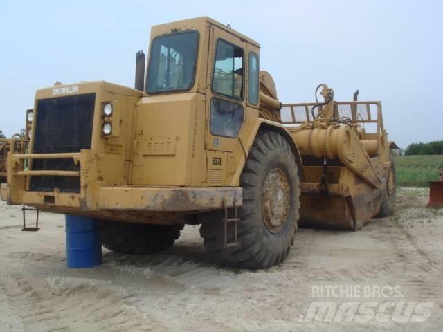CAT 637E Skrēperi