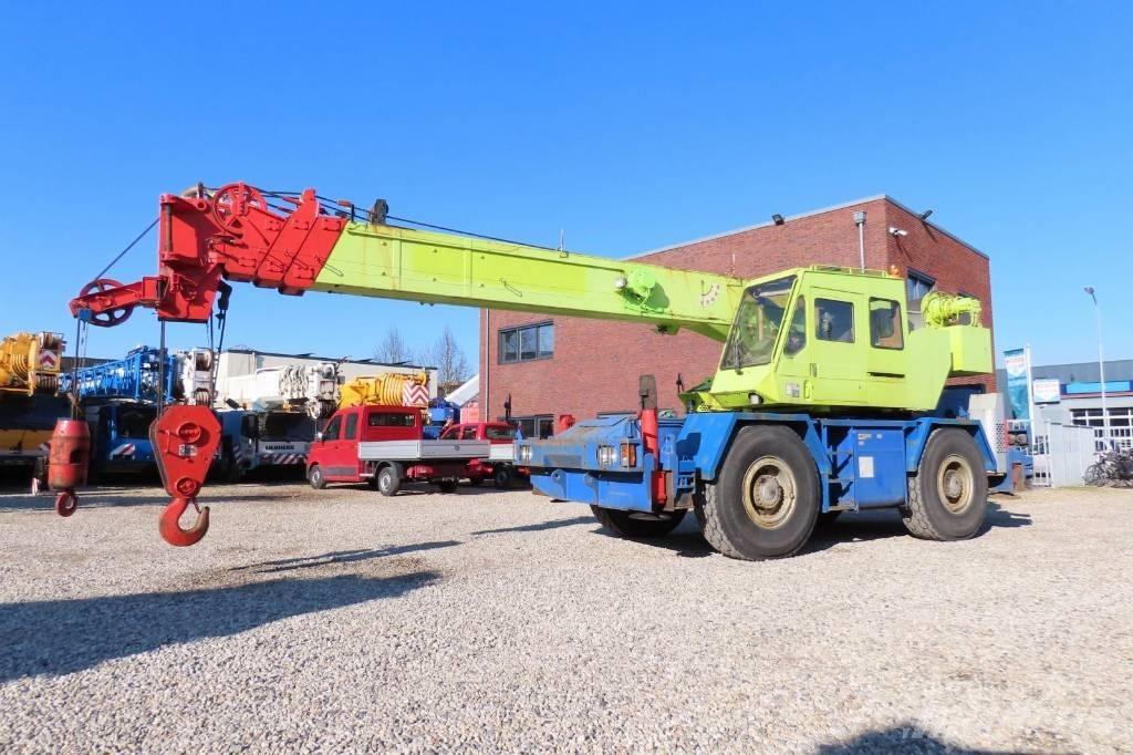 Tadano TR 250 E Celtņi nelīdzenām virsmām