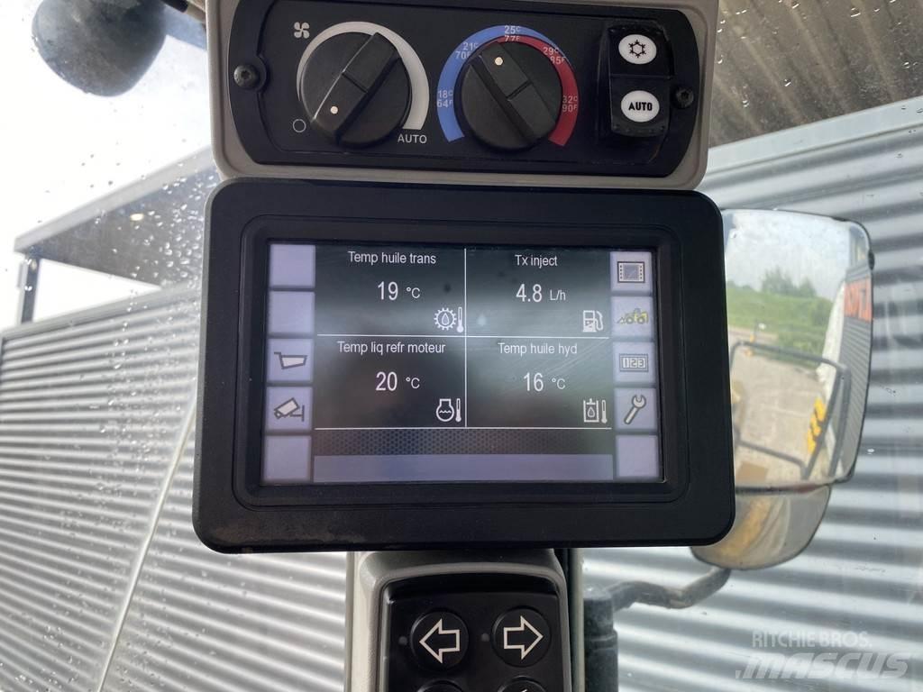 CAT 962M Iekrāvēji uz riteņiem