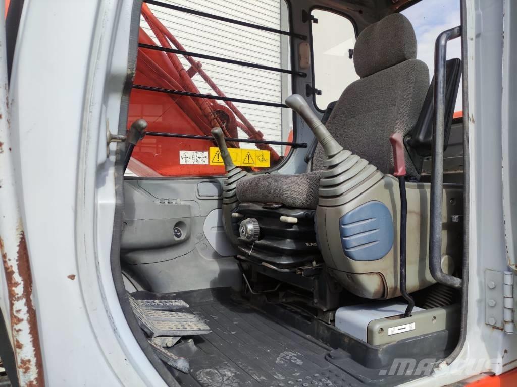 Fiat-Hitachi EX 135 Kāpurķēžu ekskavatori