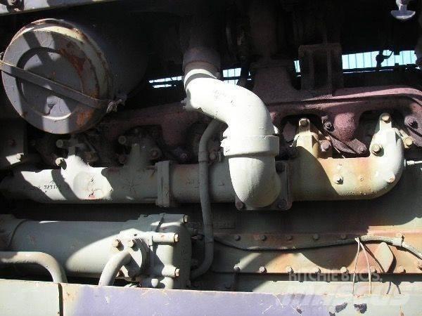 CAT D8K Kāpurķēžu buldozeri