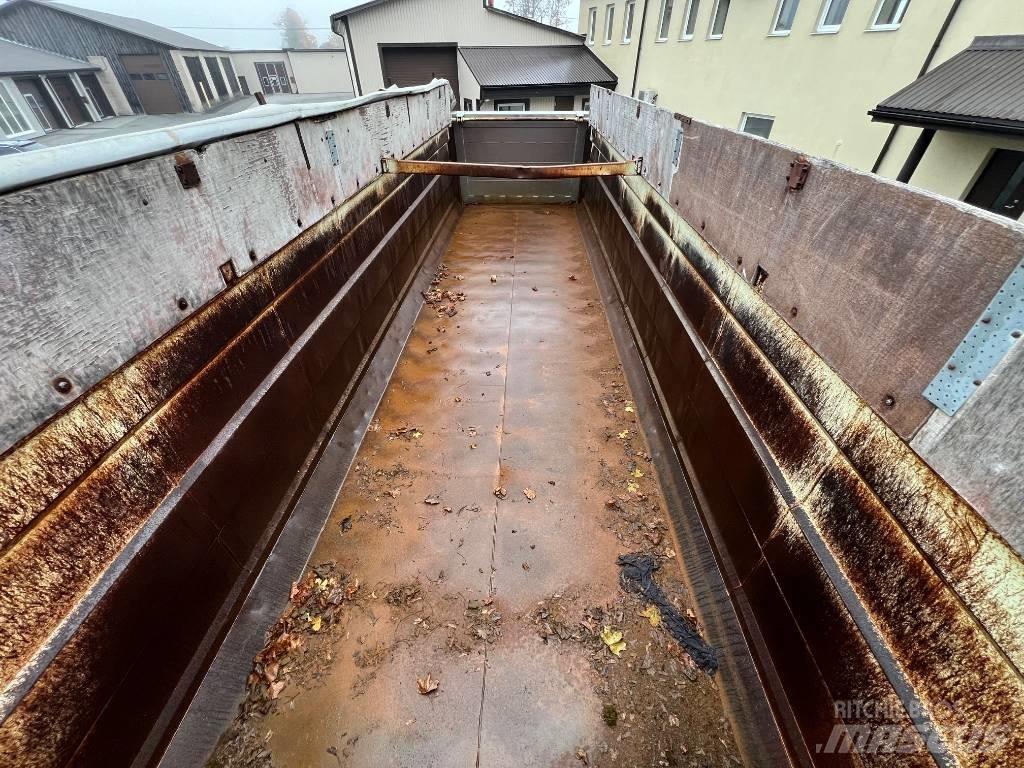 Wielton NW 33 SB/K Piekabes pašizgāzēji