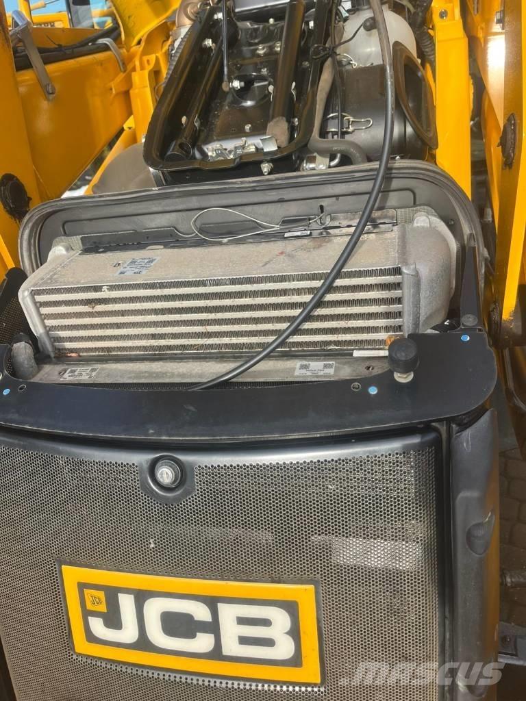 JCB 3 CX PLUS Ekskavatori-iekrāvēji
