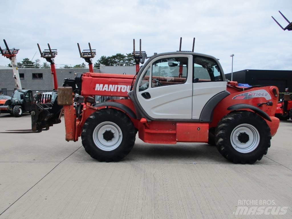 Manitou MT 1440 (866) Teleskopiskie manipulatori