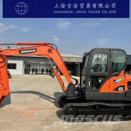 Doosan DX 60 Kāpurķēžu ekskavatori