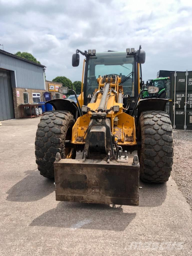 JCB TM420S Lauksaimniecības pacēlāji