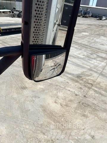 Kenworth T 800 Pašizgāzējs