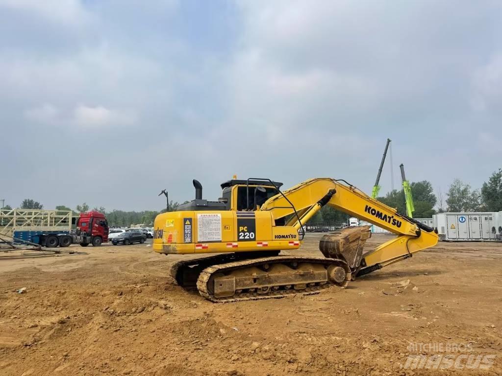 Komatsu pc220-8 Kāpurķēžu ekskavatori
