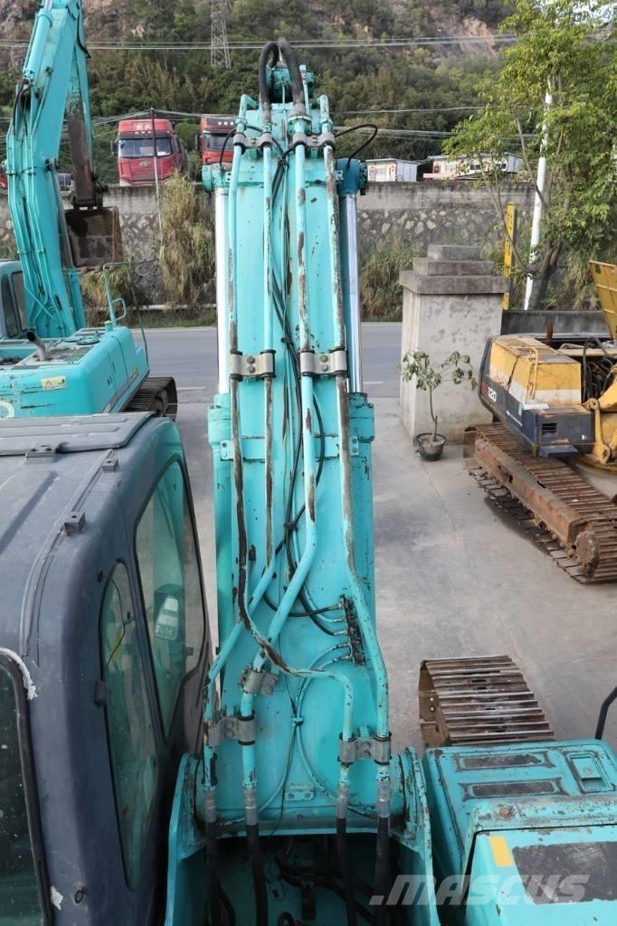 Kobelco SK 210-8 Kāpurķēžu ekskavatori