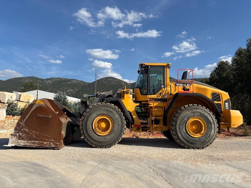 Volvo L 260 H Iekrāvēji uz riteņiem