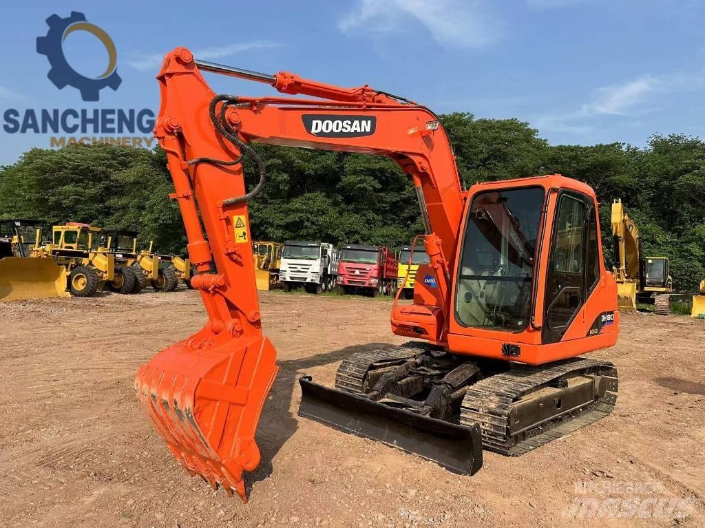 Doosan DH 80 Vidēja lieluma ekskavatori 7 t - 12 t