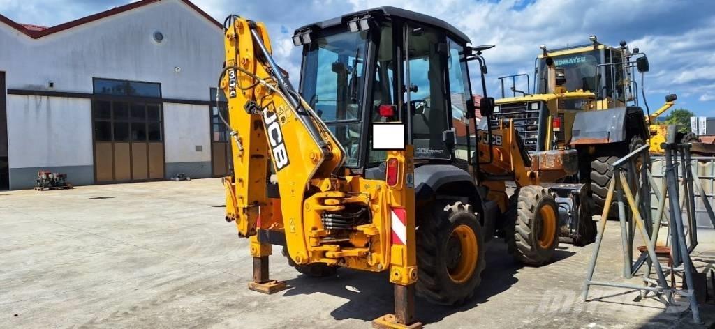 JCB 3cx compact Ekskavatori-iekrāvēji