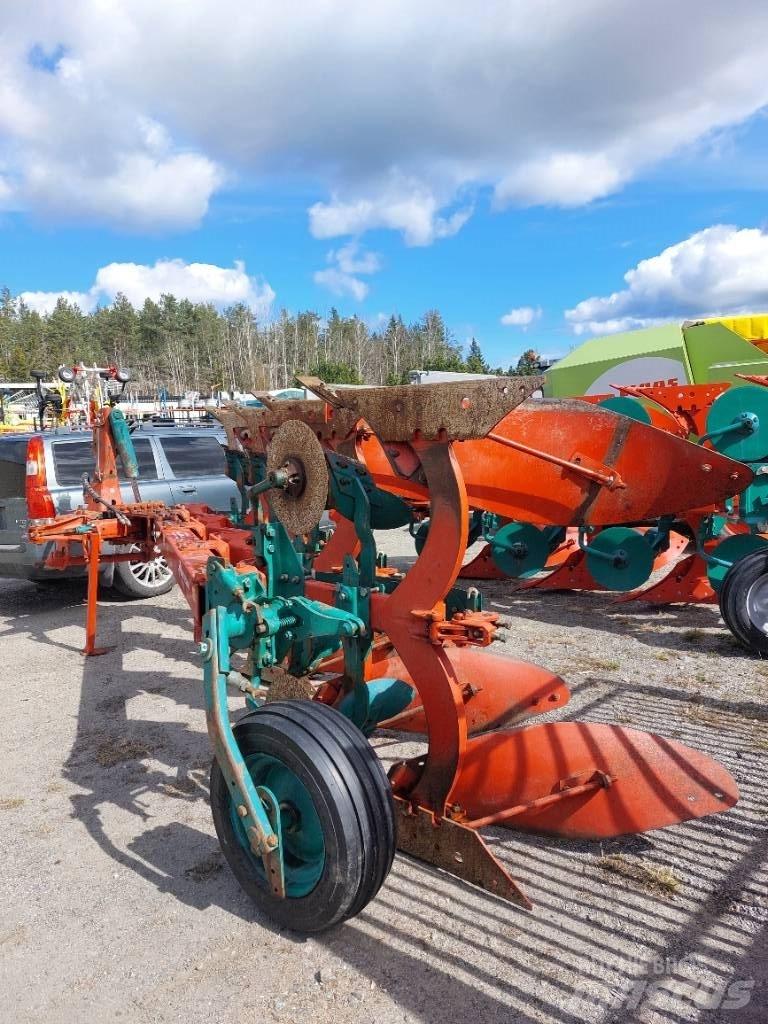 Kverneland EM 85 4 Maiņvērsējarkli