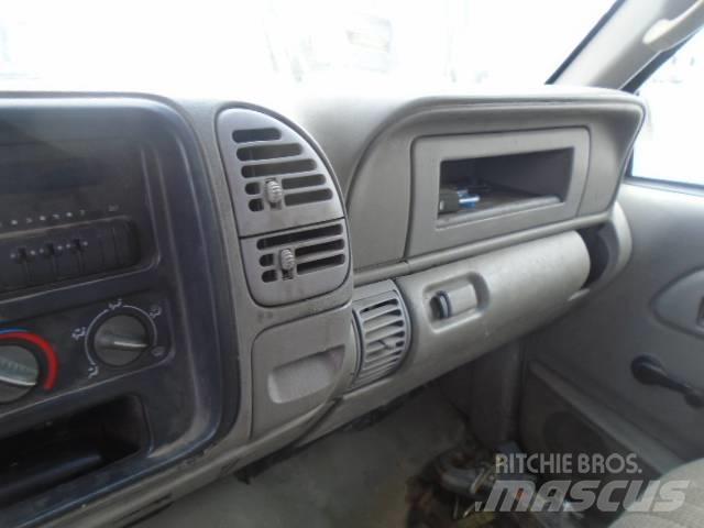 Chevrolet 3500 HD Pašizgāzējs