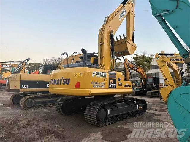 Komatsu PC 200-8 Kāpurķēžu ekskavatori