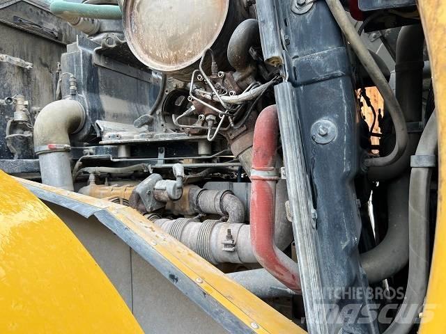 CAT 966 KXE Iekrāvēji uz riteņiem