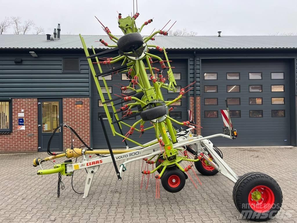 CLAAS Volto 1100 T Grābekļi un siena ārdītāji