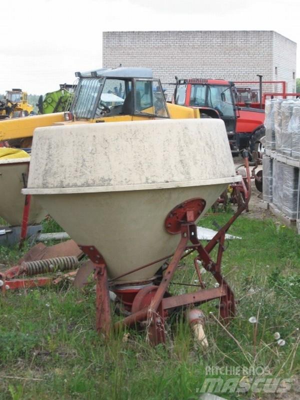 Vicon 500 Minerālmēslu izkliedētāji