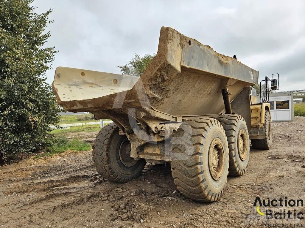 CAT 730 Artikulētie pašizgāzēji