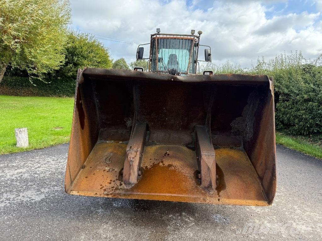 Doosan DL 200 Iekrāvēji uz riteņiem