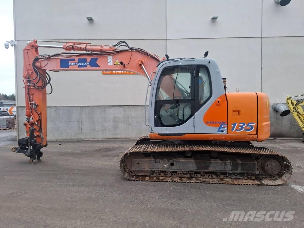 Fiat-Kobelco E 135 Kāpurķēžu ekskavatori