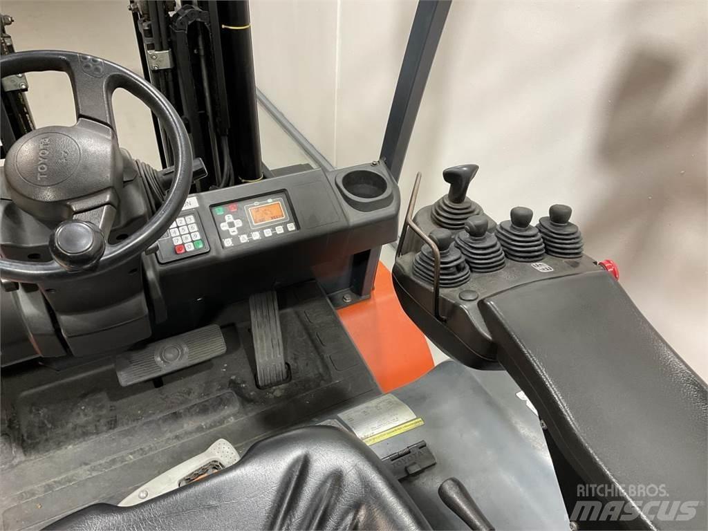 Toyota 8FBMT45 Elektriskie iekrāvēji