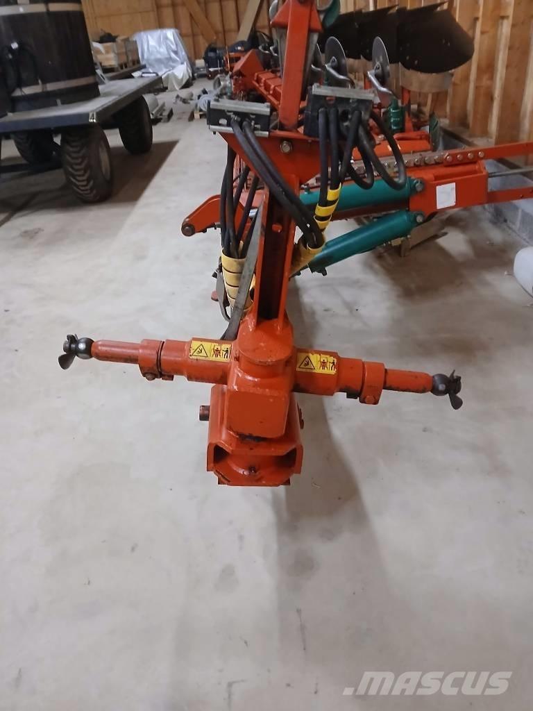 Kverneland PB100-8 Maiņvērsējarkli