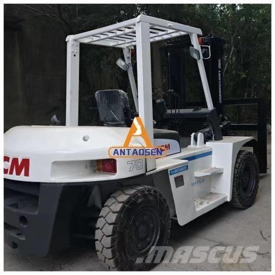 TCM FD 70 Z8 Tehnika ar dīzeļa dzinēju