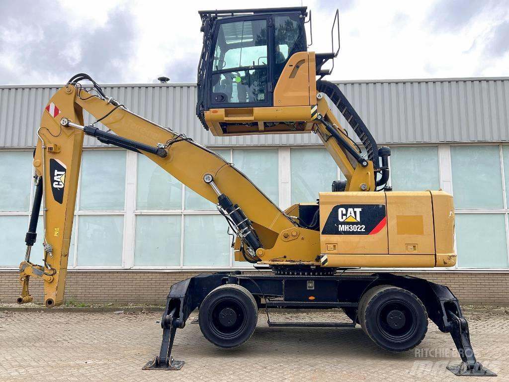 CAT MH3022  2015   CE Industriālie iekrāvēji