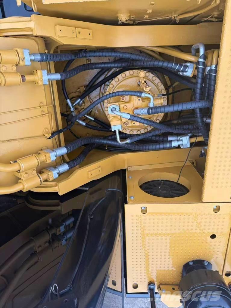 CAT 340 D L Kāpurķēžu ekskavatori