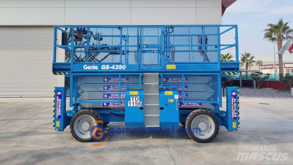 Genie GS 4390 Šķerveida pacēlāji