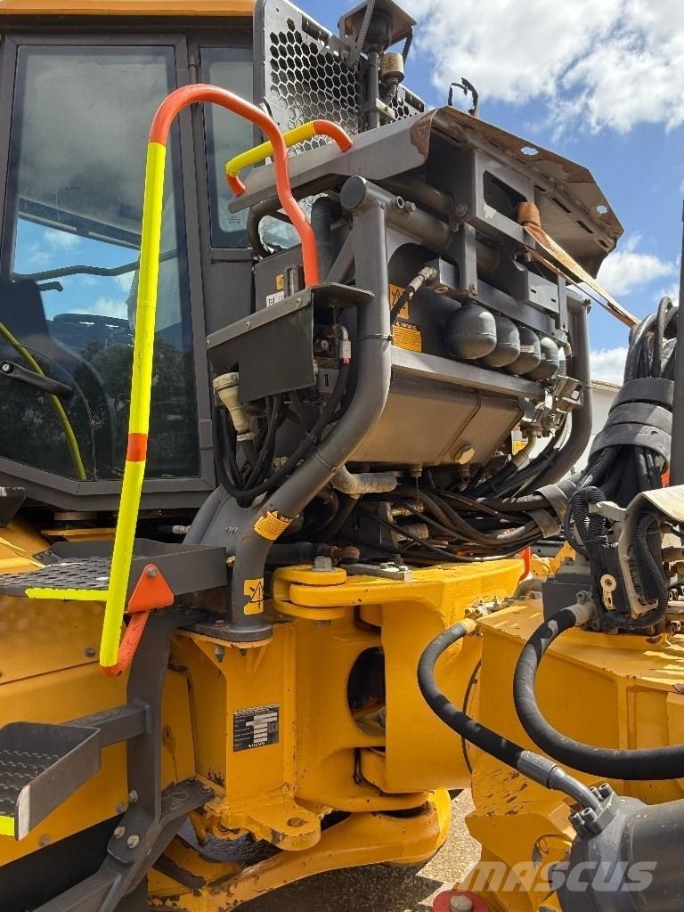 Volvo A30G Artikulētie pašizgāzēji