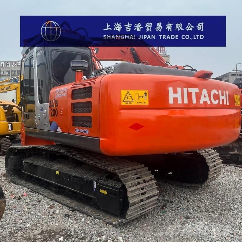 Hitachi ZX 200 Kāpurķēžu ekskavatori