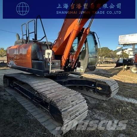 Hitachi ZX 210 Kāpurķēžu ekskavatori