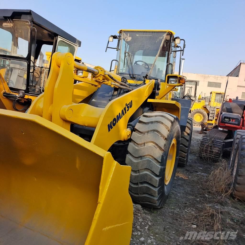 Komatsu WA 320-5 Kāpurķēžu ekskavatori