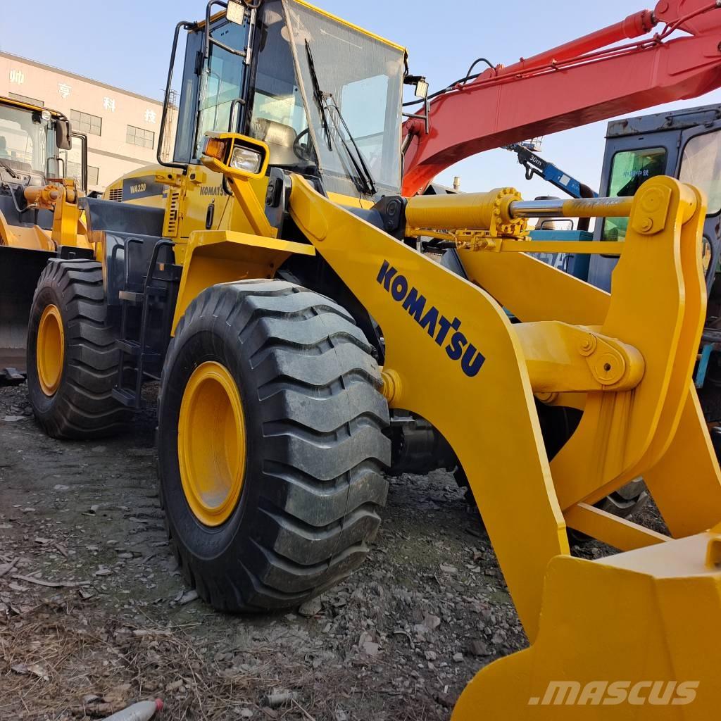 Komatsu WA 320-5 Kāpurķēžu ekskavatori