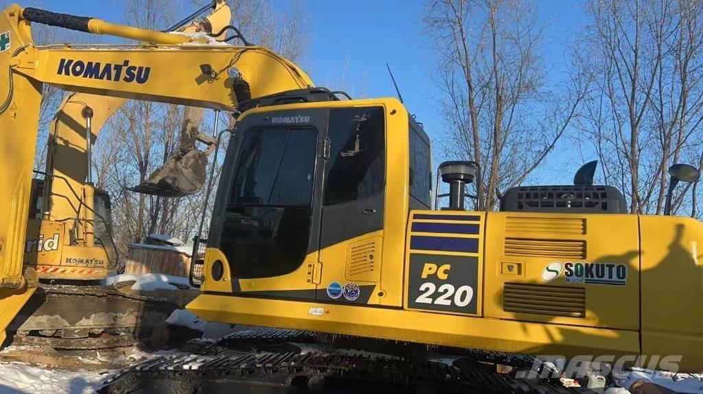 Komatsu PC 220-8 Kāpurķēžu ekskavatori