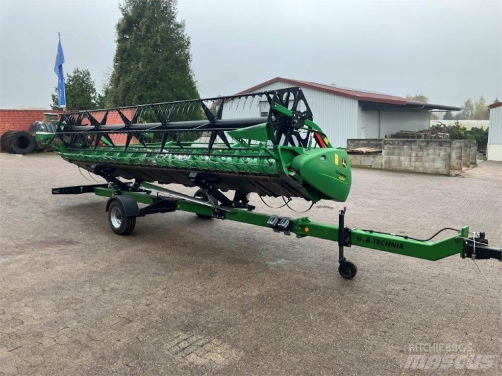 John Deere T560 Ražas novākšanas kombaini
