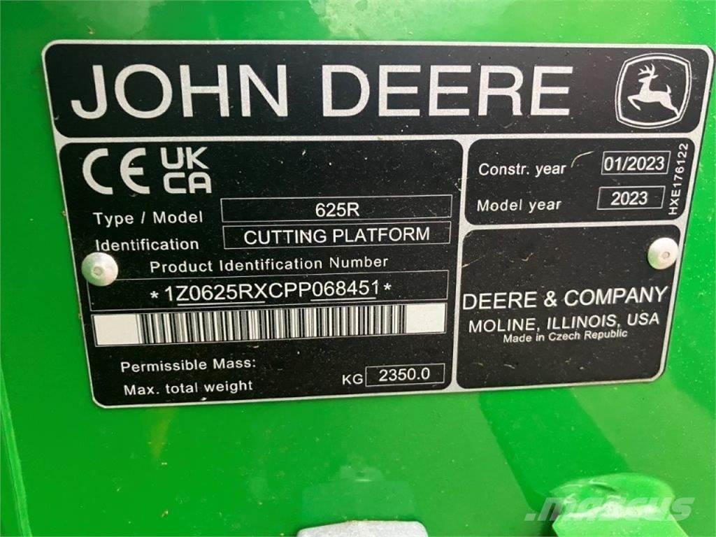 John Deere T560 Ražas novākšanas kombaini