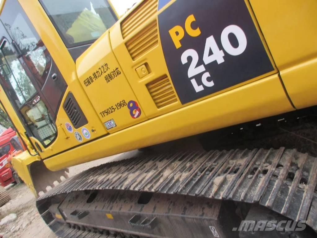 Komatsu PC 240 Kāpurķēžu ekskavatori