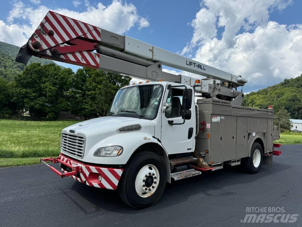 Freightliner M2 Pacēlāji uz automašīnas bāzes