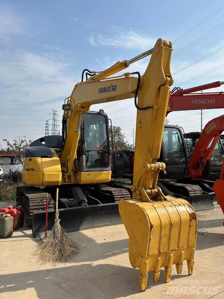Komatsu PC78 Kāpurķēžu ekskavatori
