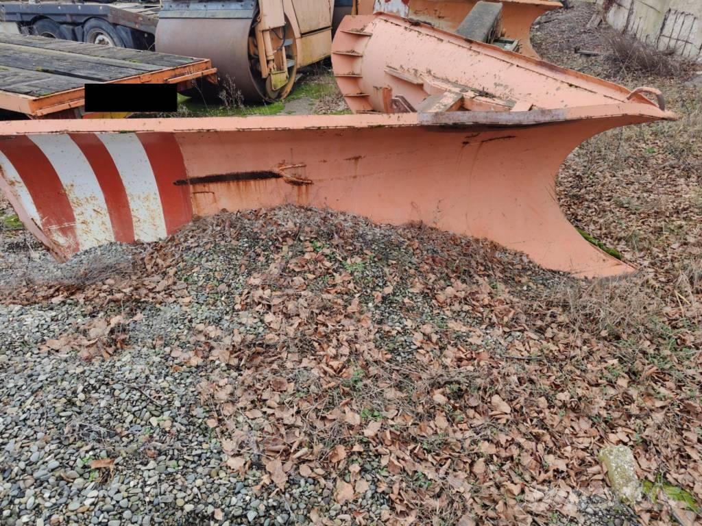 Unimog pług ciężki Sniega naži un tīrītāji